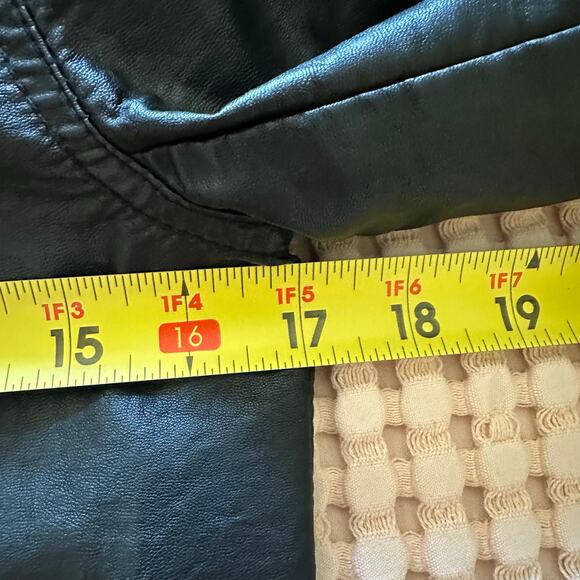 H&M Riverdale Black Faux Leather Jacket South Side Serpents Halloween Size XS - Picture 8 of 9